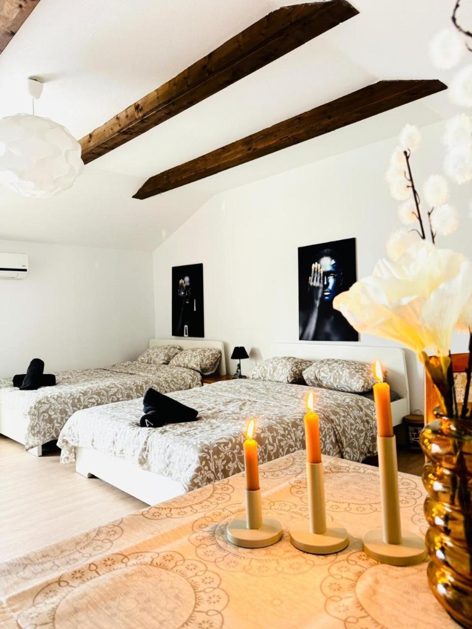 Cozy In A For Groups, 16-mins To Blumengaerten Apartment
