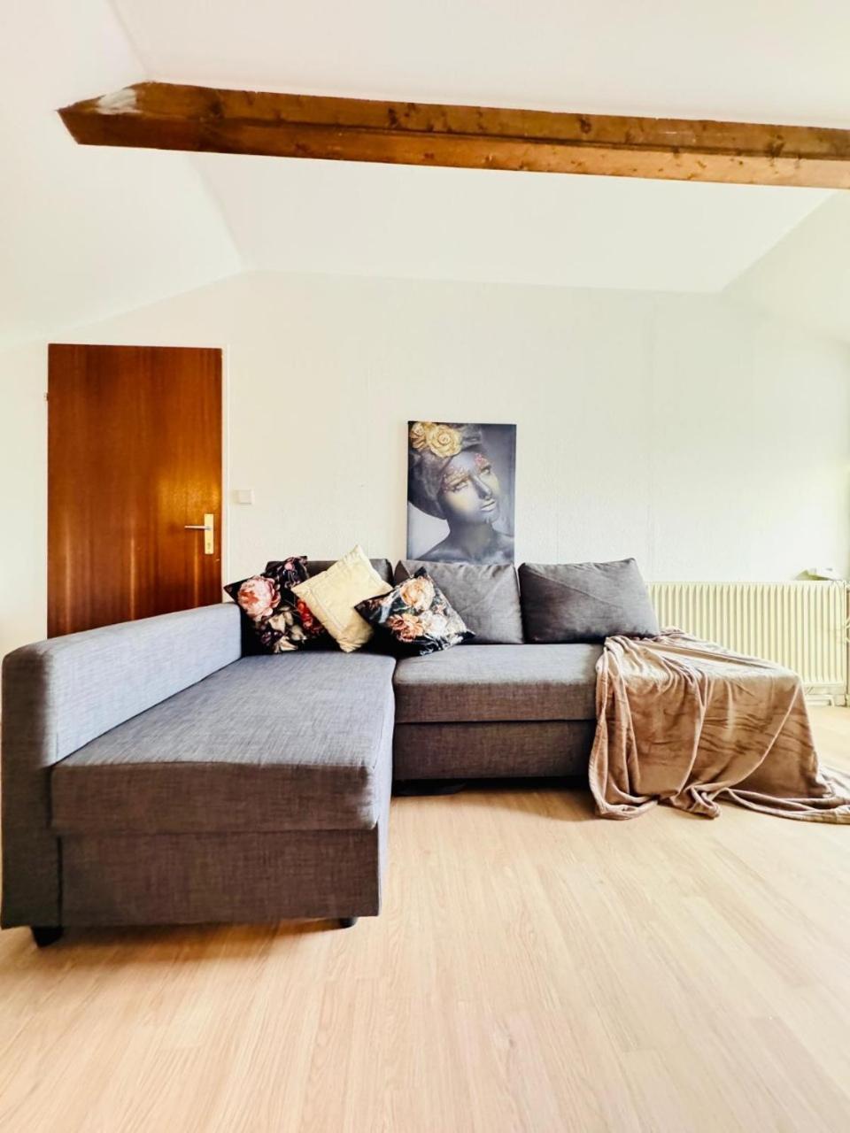 Cozy In A For Groups, 16-mins To Blumengaerten Wien